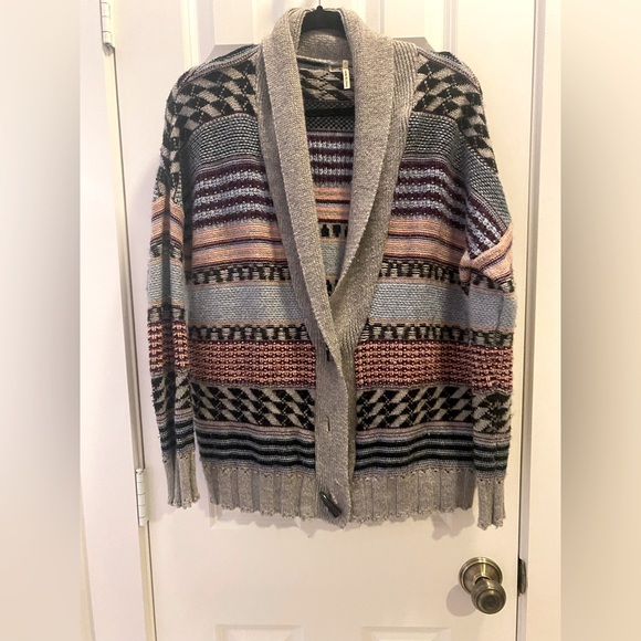 Grey Knit Cardigan Aztec-Style Pattern | Kirra Women’s Size Small - Picture 4 of 6